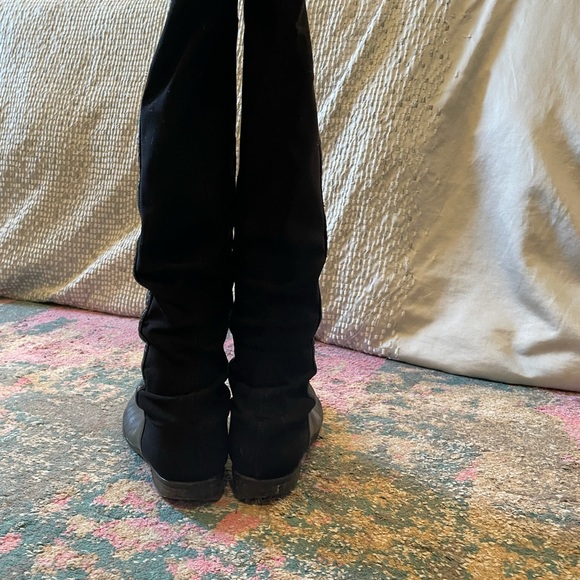 Stuart Weitzman Boots! - Picture 4 of 9